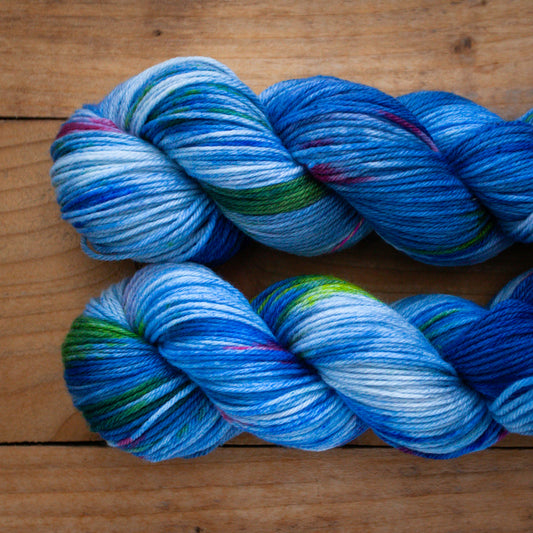 Limited quantity - One of a kind colourful blue - Superwash Merino DK