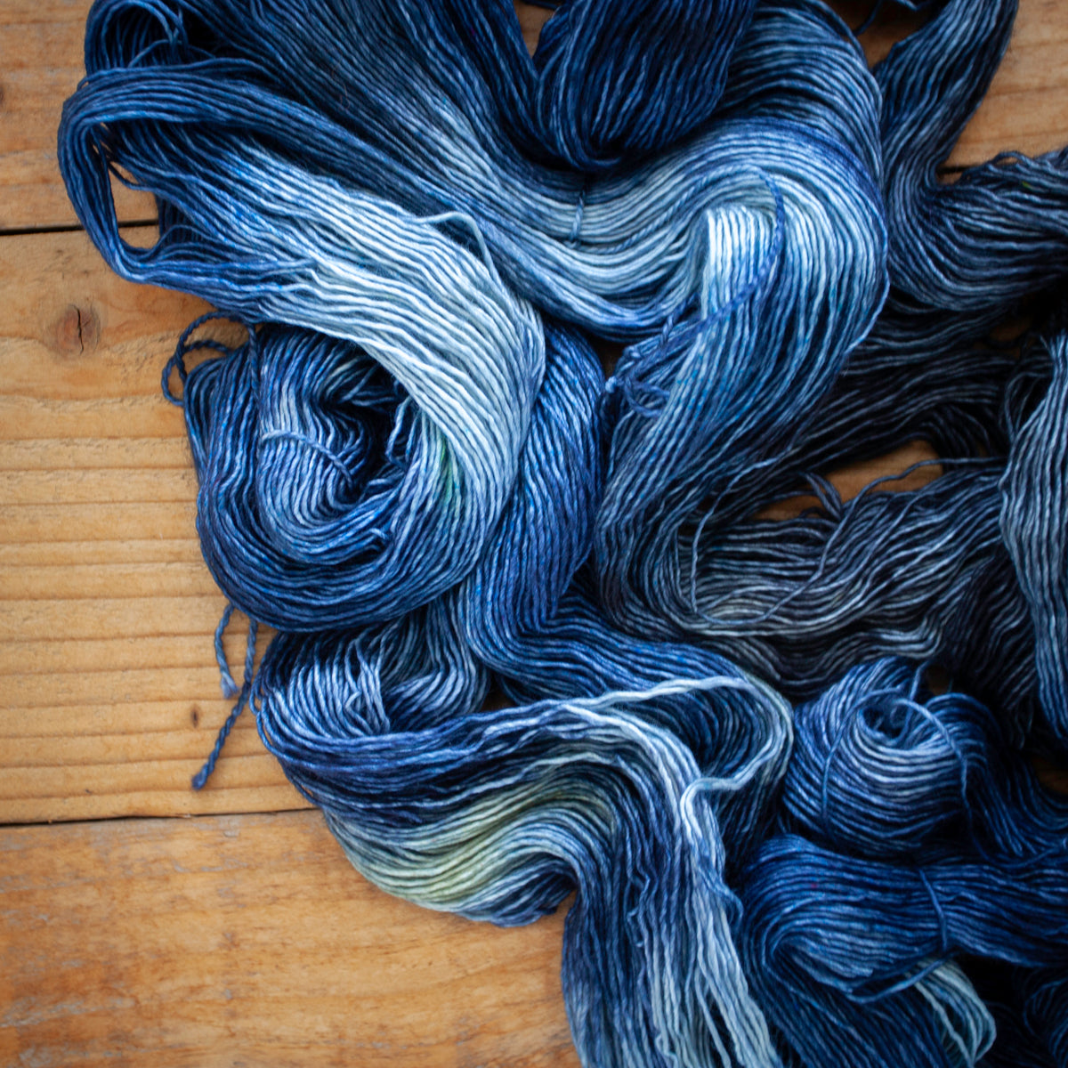 100% Fine Superwash Merino Single Ply Fingering Yarn – 360m/100g