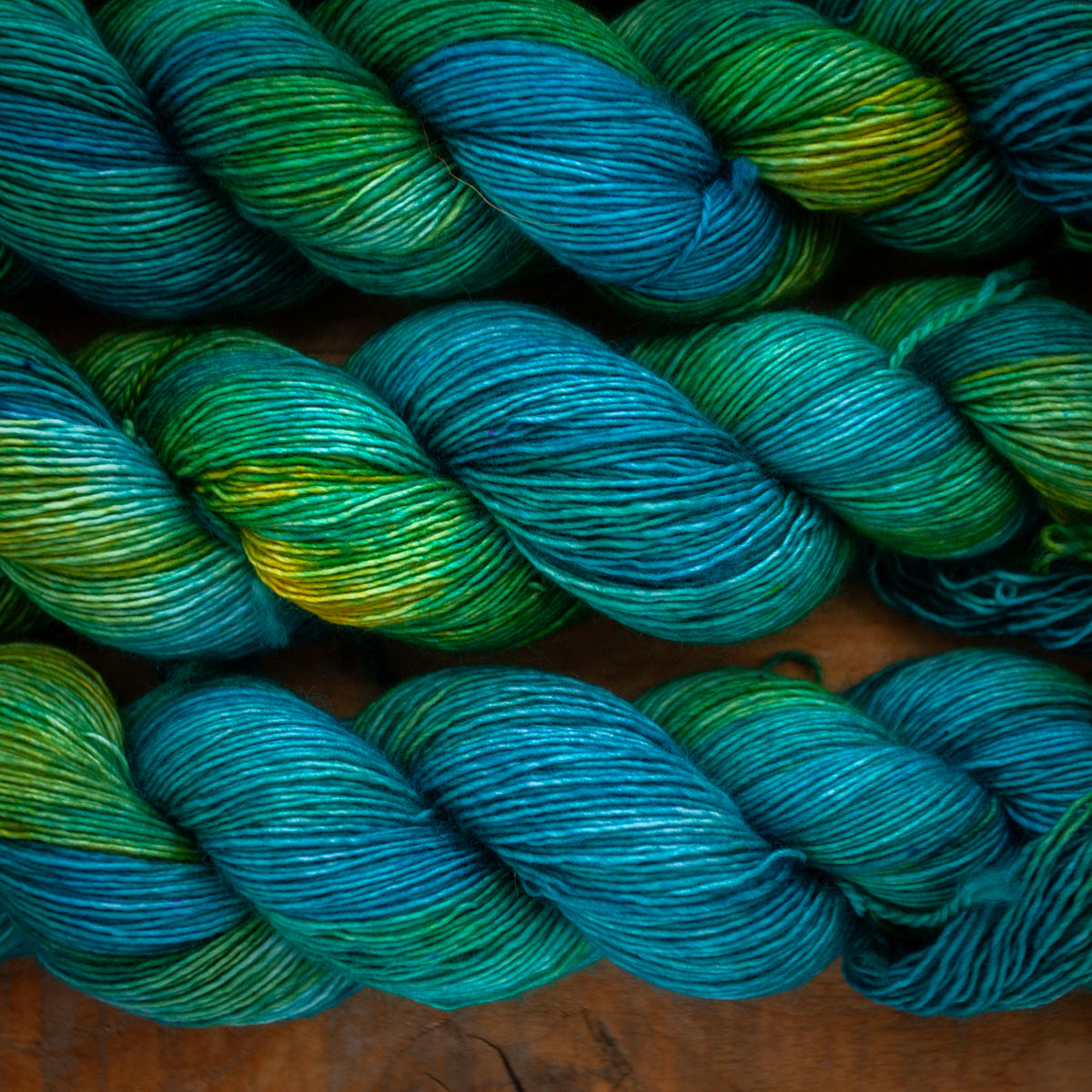 100% Fine Superwash Merino Single Ply Fingering Yarn – 360m/100g