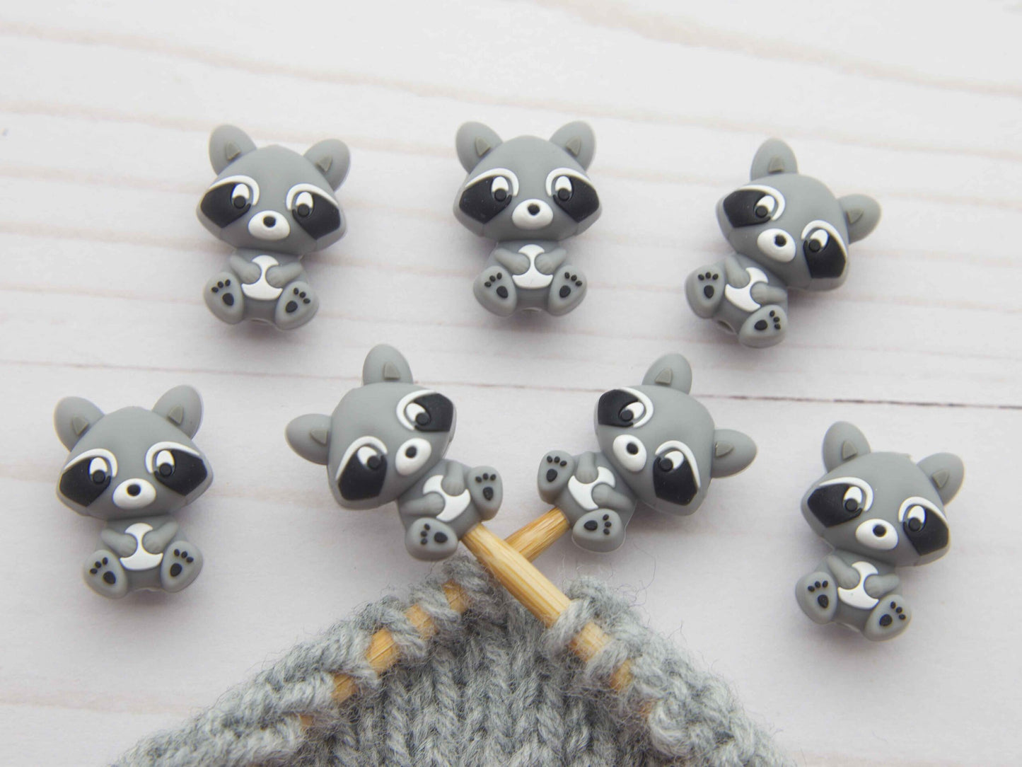 Stitch stoppers - Fox & Pine - set of 2 knitting needle stoppers - Little Raccoon