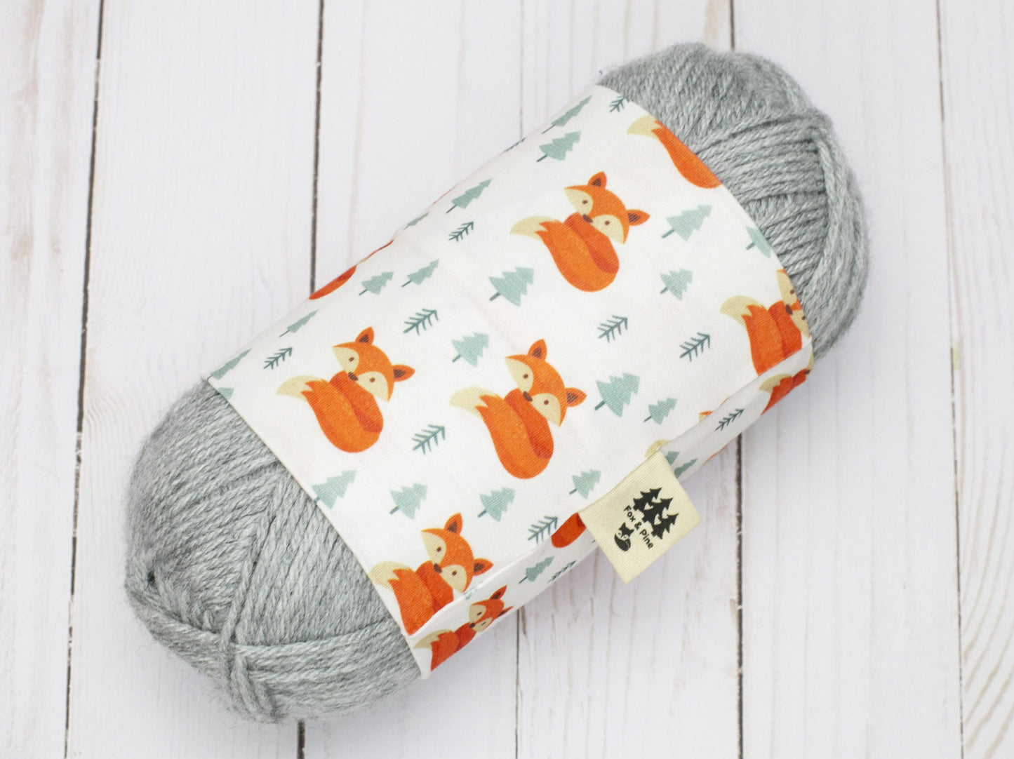 Yarn sleeve (yarn cozy) - Fox & Pine Stitches - Friendly Fox